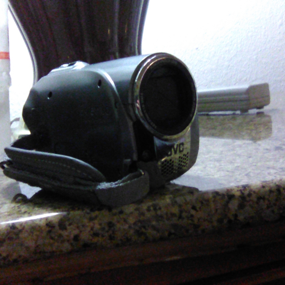 Camcorder - Picture 6 of 6